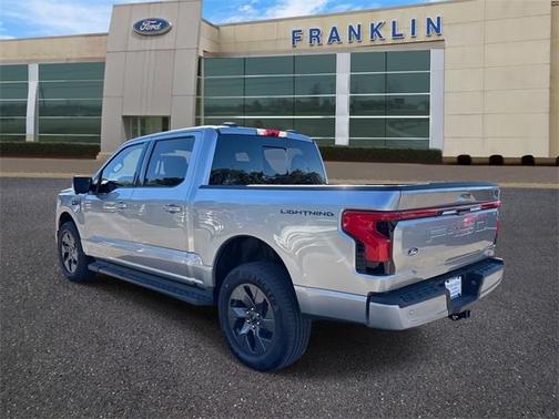 2025 Ford F-150 Lightning LARIAT