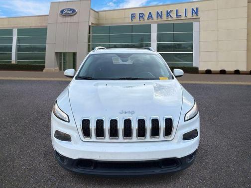 Bright White Clearcoat 2017 Jeep Cherokee Latitude