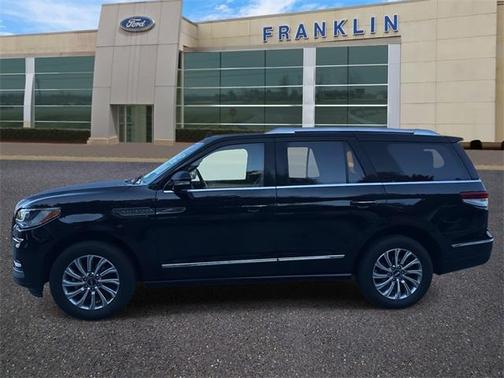 2023 Lincoln Navigator Standard