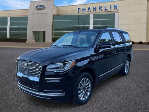 2023 Lincoln Navigator Standard