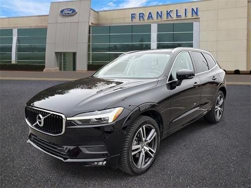 2021 Volvo XC60 T5 Momentum