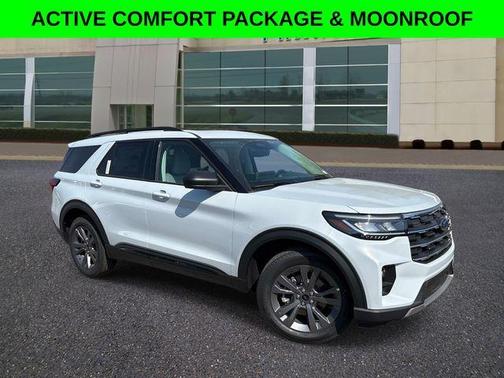 Space White Metallic 2026 Ford Explorer Active