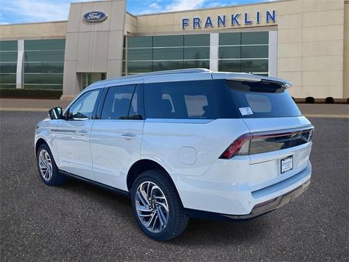 2025 Lincoln Navigator Reserve