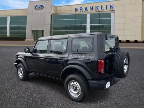 2025 Ford Bronco Base