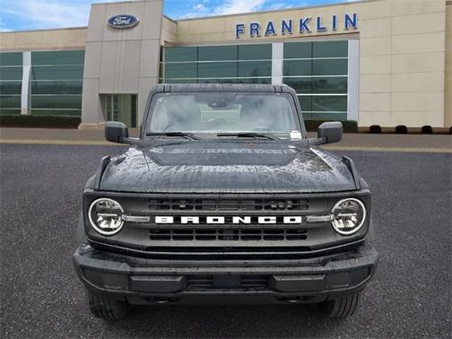 2025 Ford Bronco Base