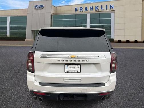 2023 Chevrolet Suburban High Country