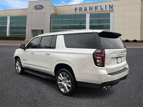 2023 Chevrolet Suburban High Country