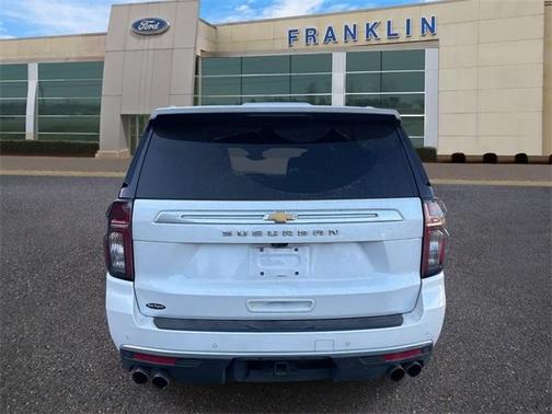2023 Chevrolet Suburban High Country