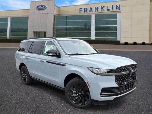 2025 Lincoln Navigator Reserve