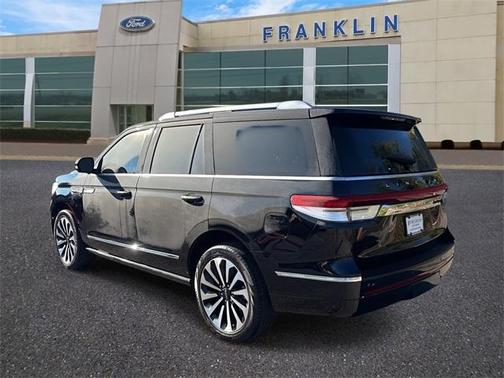 2024 Lincoln Navigator Reserve