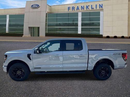 Avalanche 2026 Ford F-150 XLT