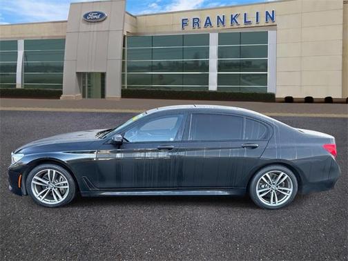 2019 BMW 740 i xDrive