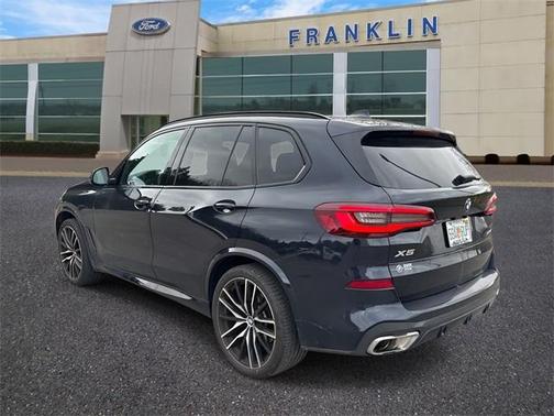 2023 BMW X5 sDrive40i