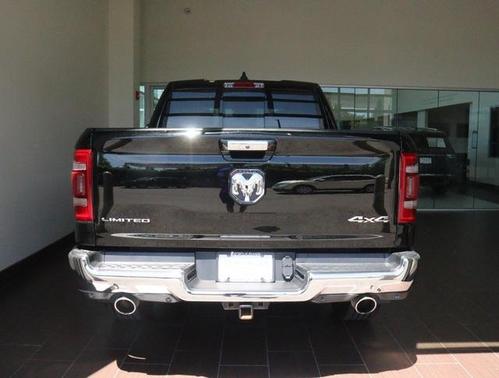 Photo 5 of 49 of 2019 RAM 1500 Limited