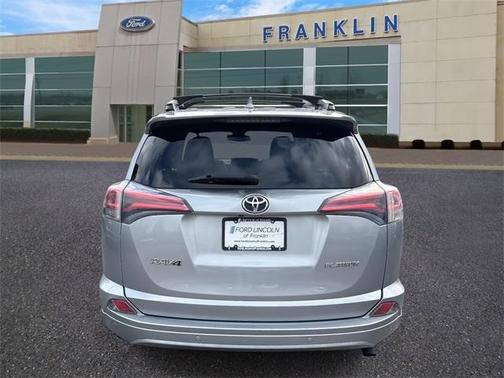 2017 Toyota RAV4 Platinum