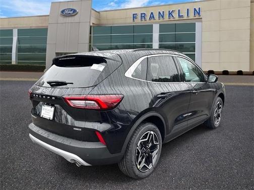 2026 Ford Escape Platinum