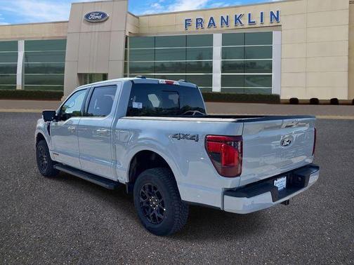 Avalanche 2026 Ford F-150 XLT