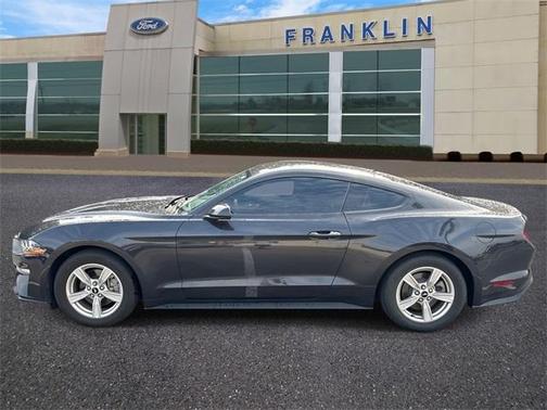 2022 Ford Mustang EcoBoost