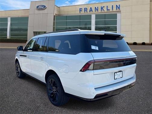 2025 Lincoln Navigator L Reserve