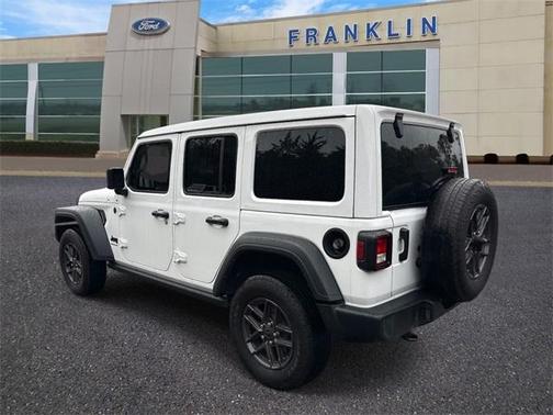 2024 Jeep Wrangler Sport