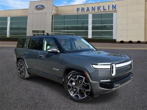 2024 Rivian R1S Adventure
