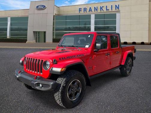 Firecracker Red Clearcoat 2021 Jeep Gladiator Rubicon