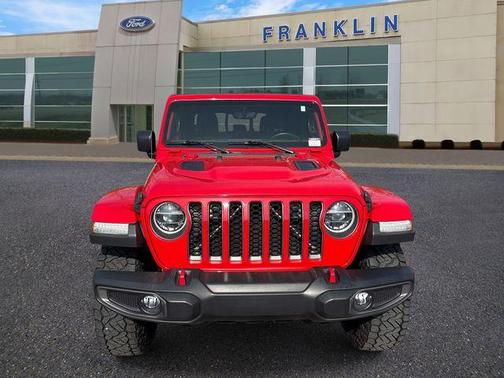 Firecracker Red Clearcoat 2021 Jeep Gladiator Rubicon