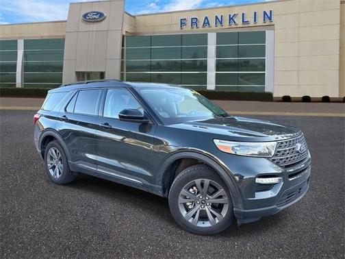 2023 Ford Explorer XLT