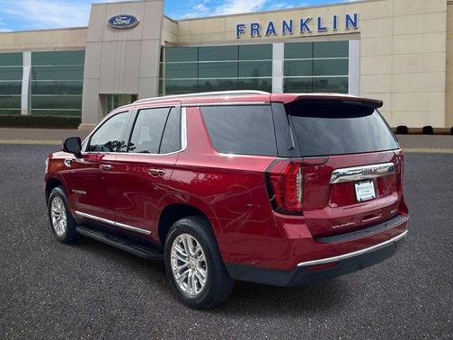 Cayenne Red 2022 GMC Yukon SLT