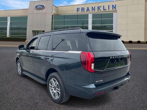 Stone Blue Metallic 2025 Ford Expedition Active