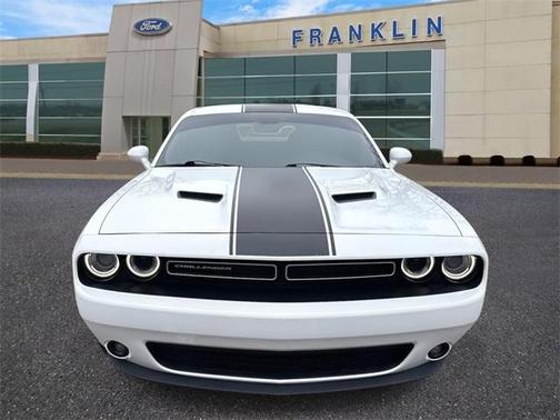 2017 Dodge Challenger SXT