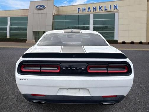 2017 Dodge Challenger SXT