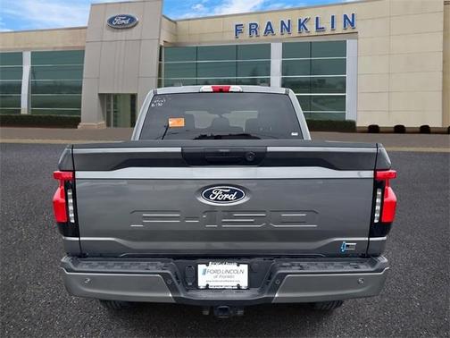 2025 Ford F-150 Lightning Flash