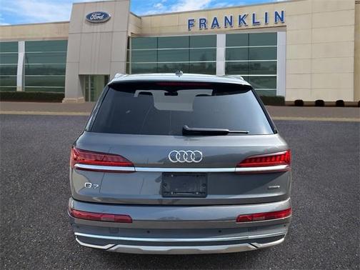 2023 Audi Q7 55 Premium Plus