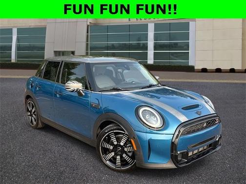 2022 MINI Hardtop Cooper S