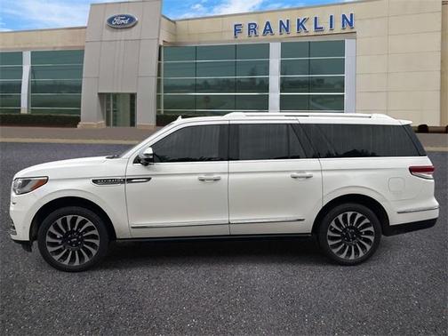 2023 Lincoln Navigator L Black Label