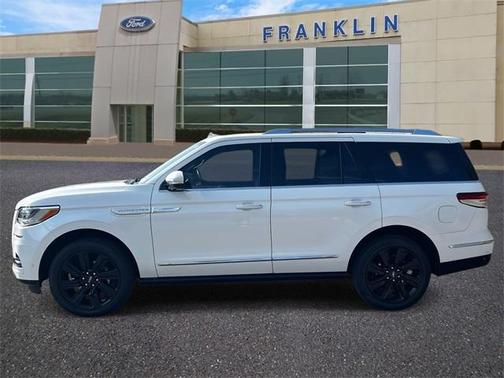 2023 Lincoln Navigator Reserve