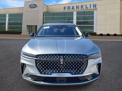 Silver Radiance Metallic 2026 Lincoln Nautilus Premiere