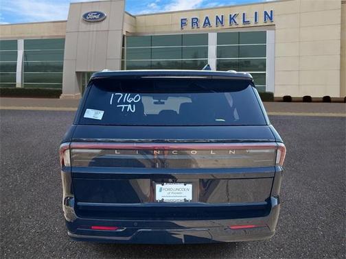 2025 Lincoln Navigator L Reserve