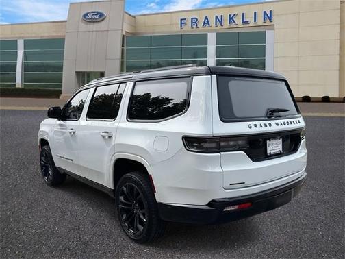 2023 Jeep Grand Wagoneer Series III