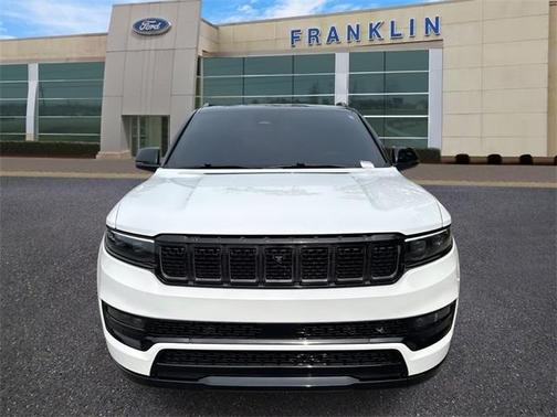 2023 Jeep Grand Wagoneer Series III
