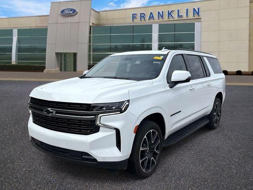 Summit White 2021 Chevrolet Suburban RST
