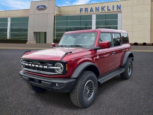 Ruby Red Metallic Tinted Clearcoat 2026 Ford Bronco Outer Banks