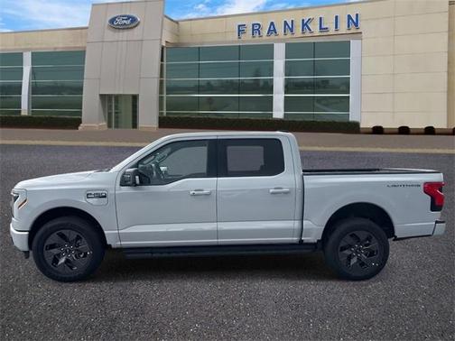 2025 Ford F-150 Lightning Flash