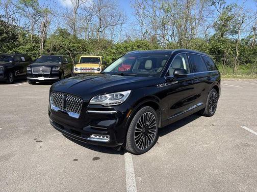 Infinite Black Metallic 2023 Lincoln Aviator Black Label AWD