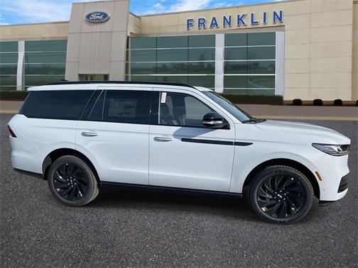 2025 Lincoln Navigator Reserve