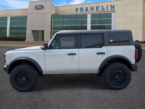 Avalanche Gray 2026 Ford Bronco Base