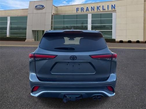 2023 Toyota Highlander XSE