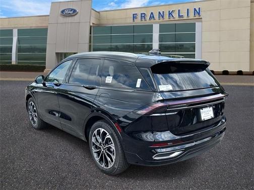 2025 Lincoln Nautilus Reserve