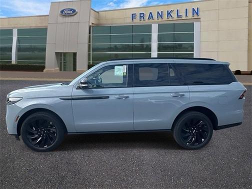 2025 Lincoln Navigator Reserve